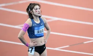 Mỹ nhân điền kinh Trung Quốc lỡ HC vàng vì 0,04 giây